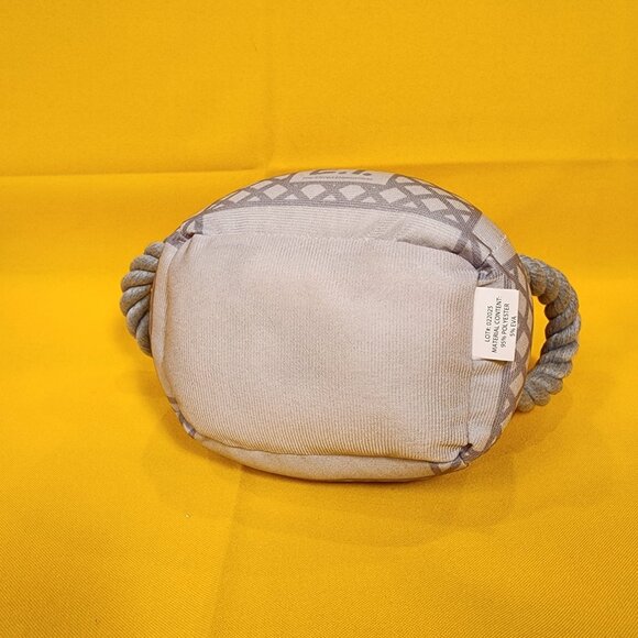 E.T. Basket Plush Dog Cat Toy Squeaks Extra Terrestrial Steven Spielberg E.T NEW - Picture 8 of 10